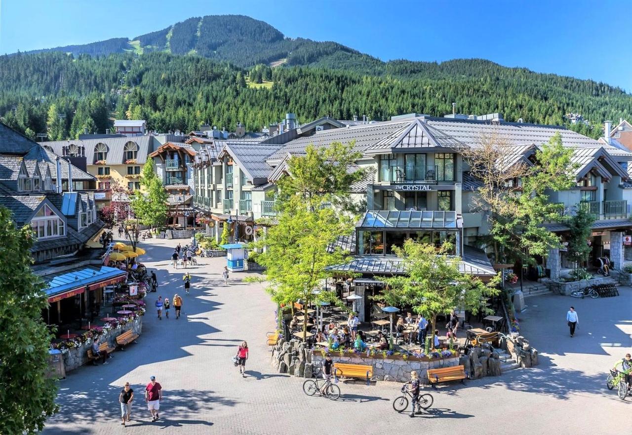 Snowbird Townhouses By Elevate Vacations Whistler Exteriör bild